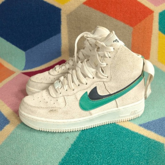 Nike Shoes - Nike Air Force 1 High SE Women's‎ Shoes Sesame-Neptune Green DO9460-100 Size 7.5